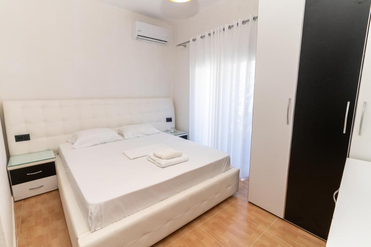 Laa Melossa Sarandë エクステリア 写真