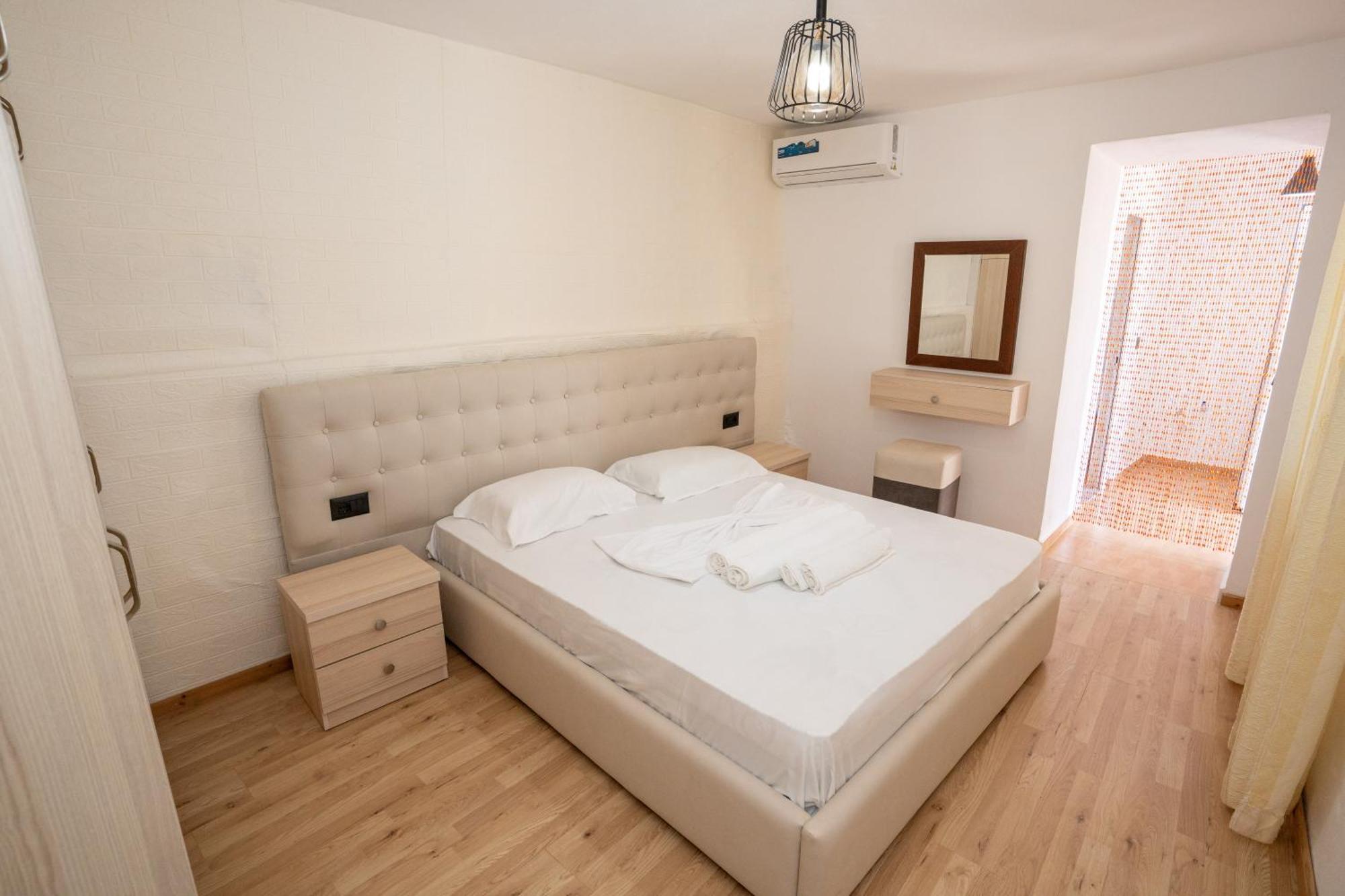 Laa Melossa Sarandë エクステリア 写真